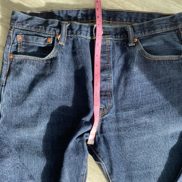 Men's 501 Original | Size: 36 x 30** - Picture 10 of 16